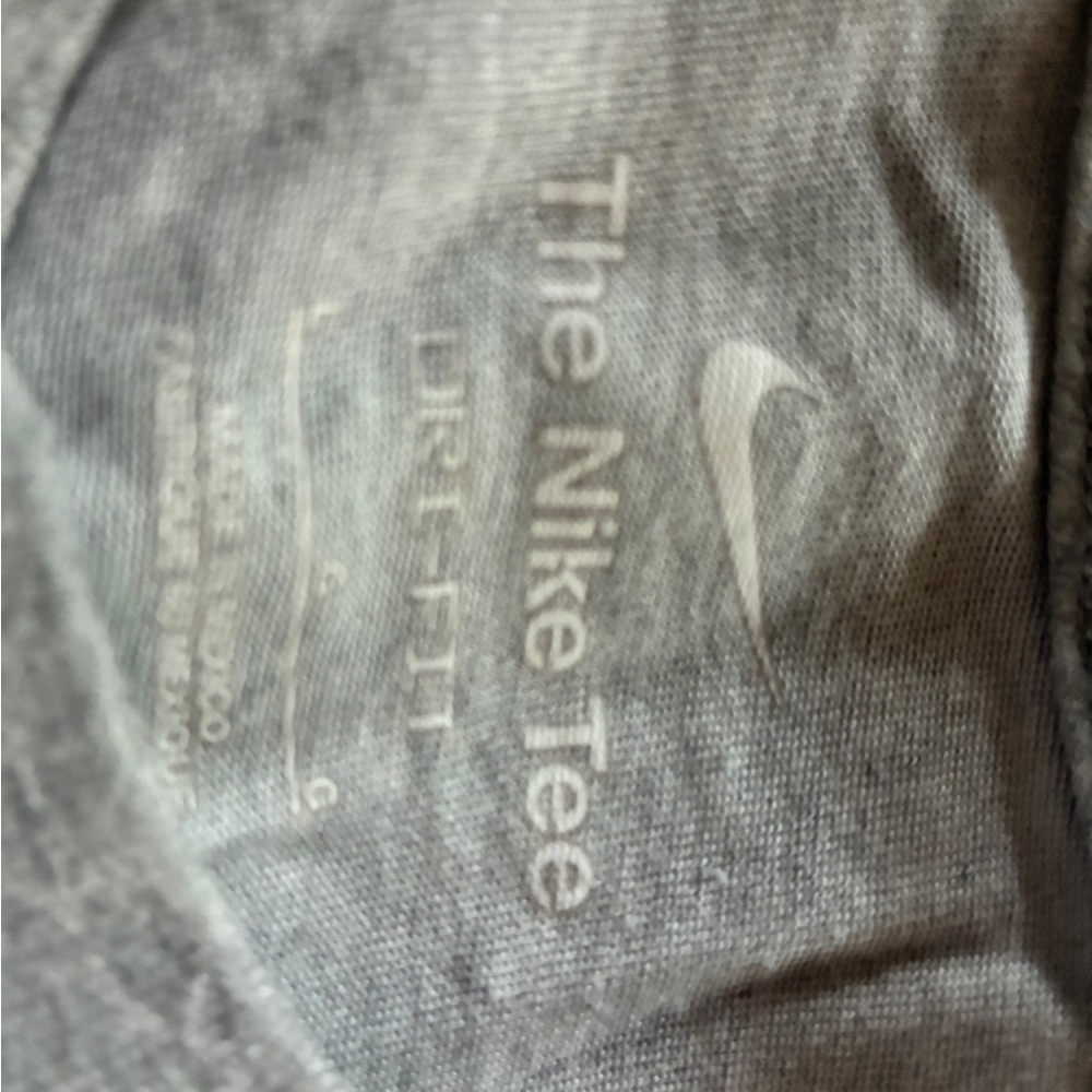 Nike Michigan wolverine’s Gray Tee - Picture 3 of 4